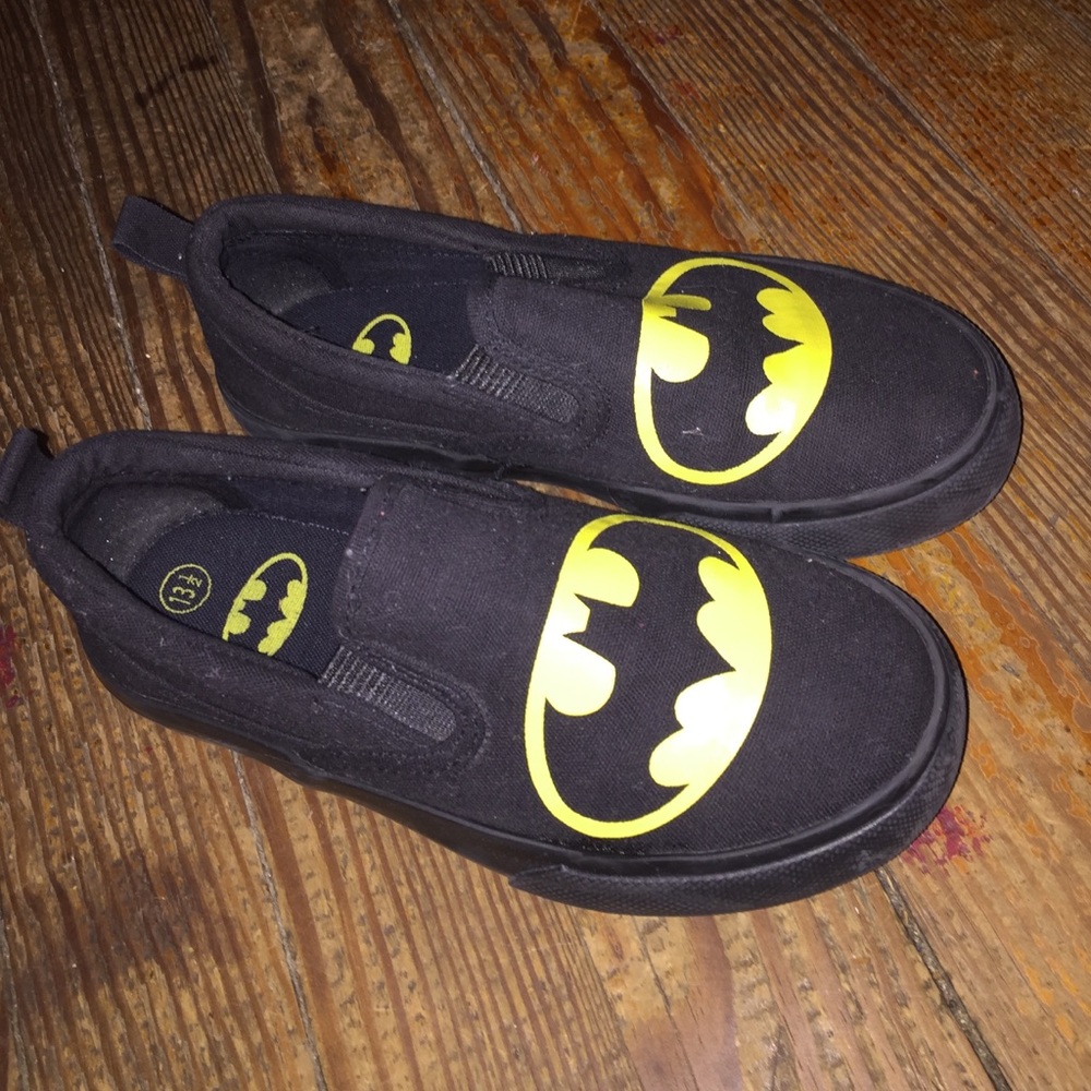 Batman slip on shoe 12c, 3y